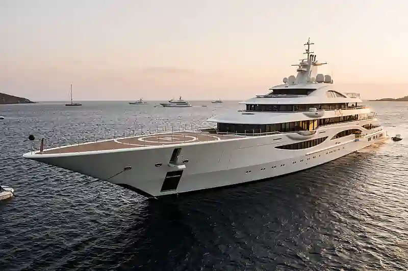 Y Yachts Mulder